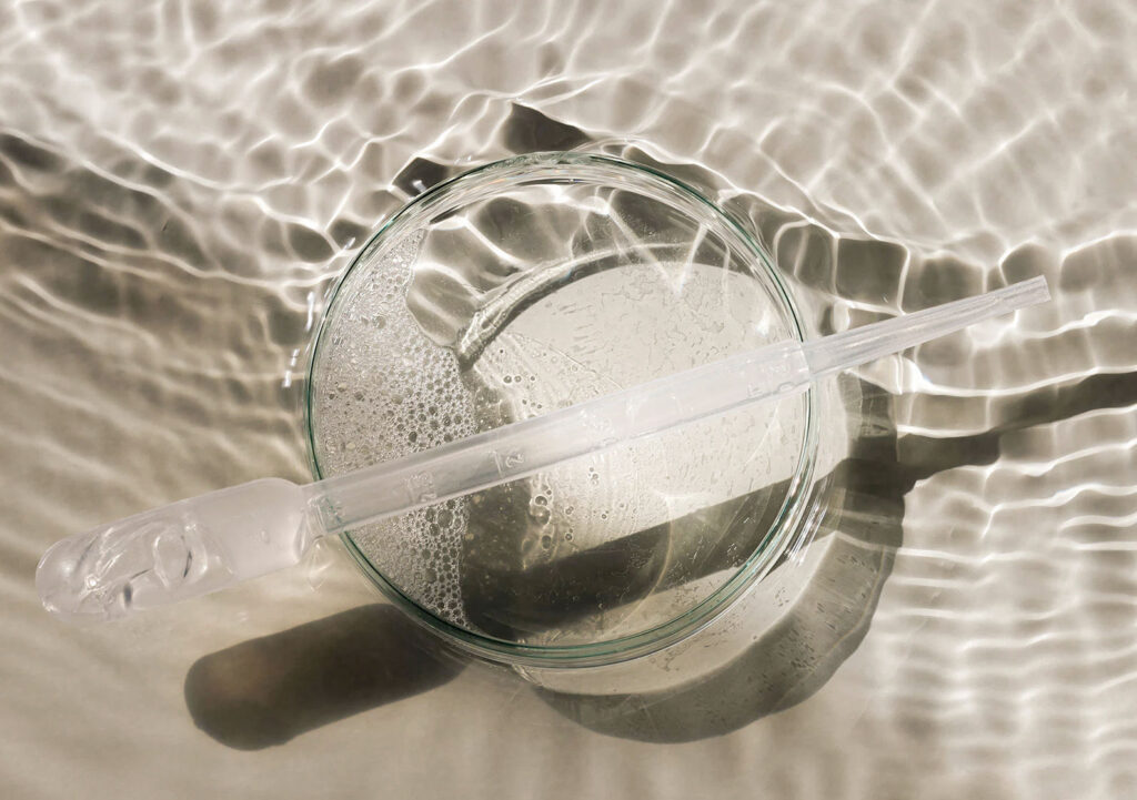 Natürliche Kosmetik und die Umwelt: Die Macht der Inhaltsstoffe