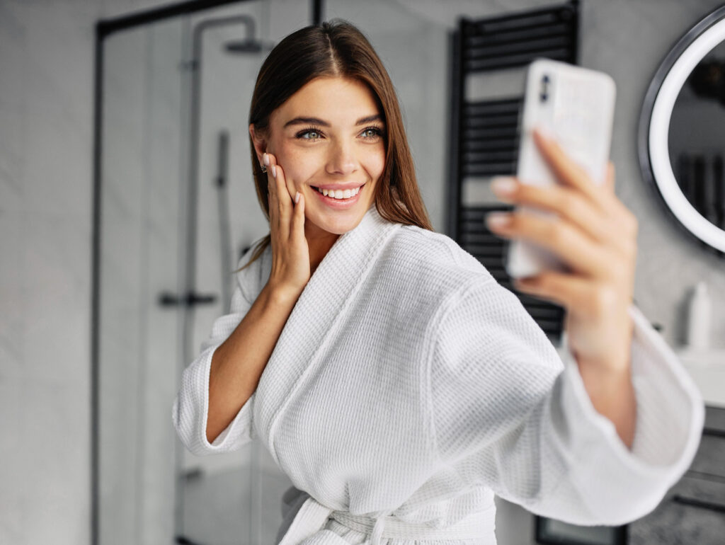 Digital Detox für die Haut: Tipps, um den Einfluss von Bildschirmen auf deine Haut zu minimieren