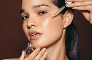 DIY-Gesichtsöle: Verwöhne deine Haut mit natürlichen Mischungen