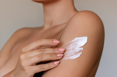 Gesunde Haut im Winter: DIY-Lösungen für trockene Haut und raue Bedingungen