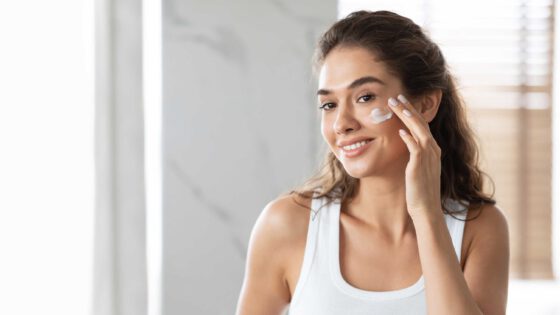 Wie kann ich meine Hautpflegeroutine auf Naturkosmetik umstellen?